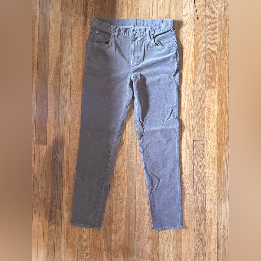 Vuori Men's Optimist 5 pocket Corduroy Pants size 32/32
